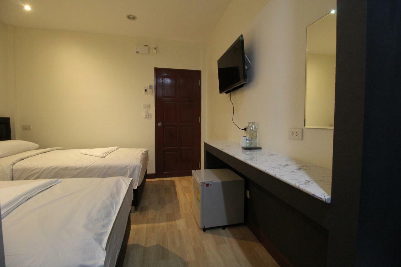 בנגקוק Chaiwat Guesthouse מראה חיצוני תמונה