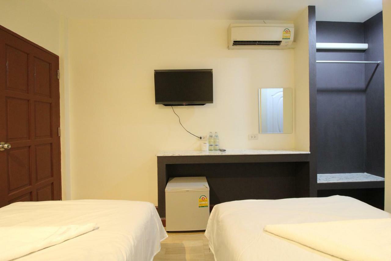 בנגקוק Chaiwat Guesthouse מראה חיצוני תמונה