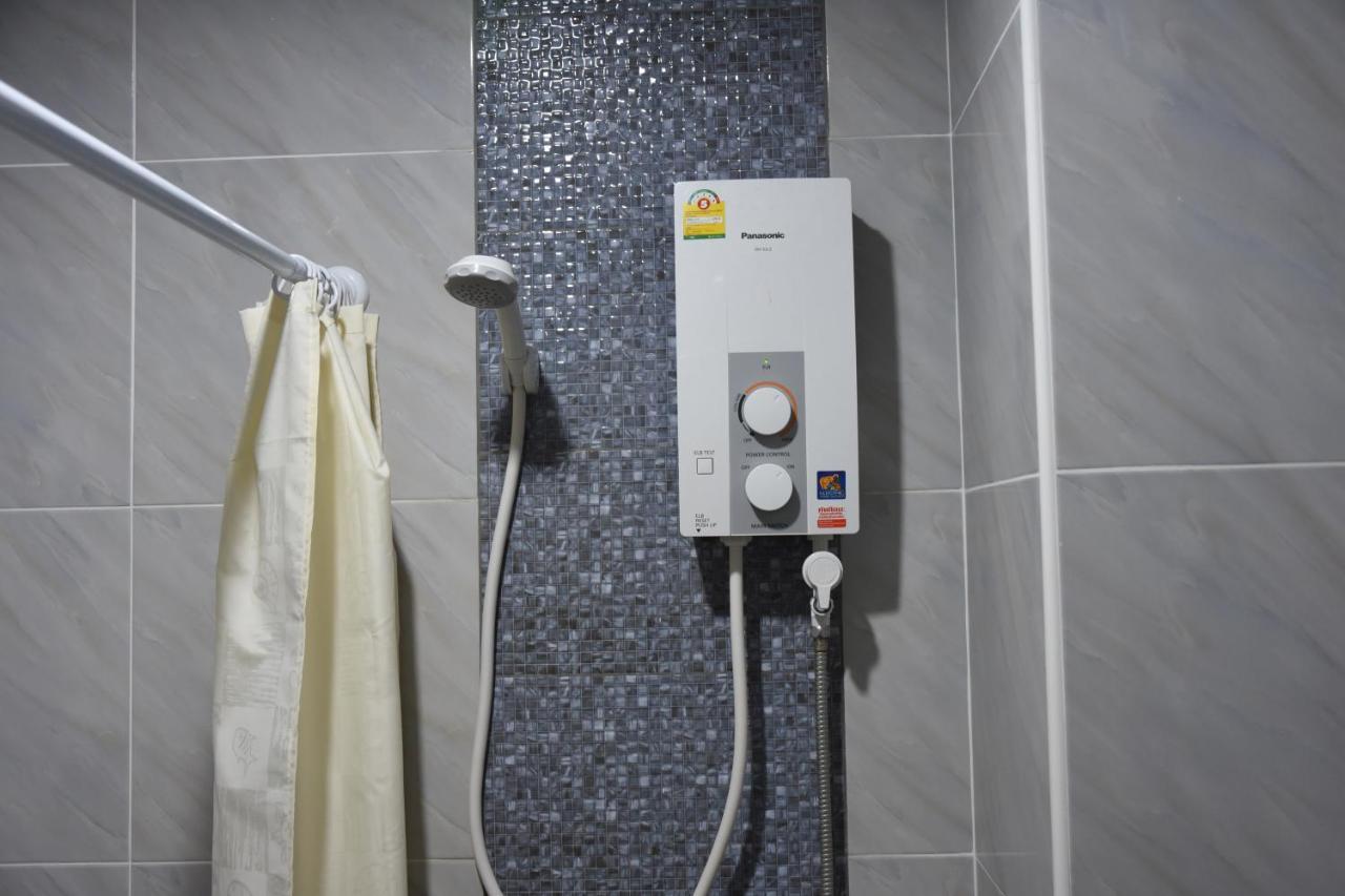 בנגקוק Chaiwat Guesthouse מראה חיצוני תמונה